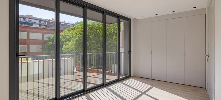Aluminum Glazed Window Installation in Miami, FL