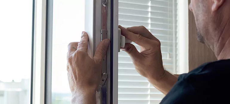 Custom Hopper Windows in Miami, FL
